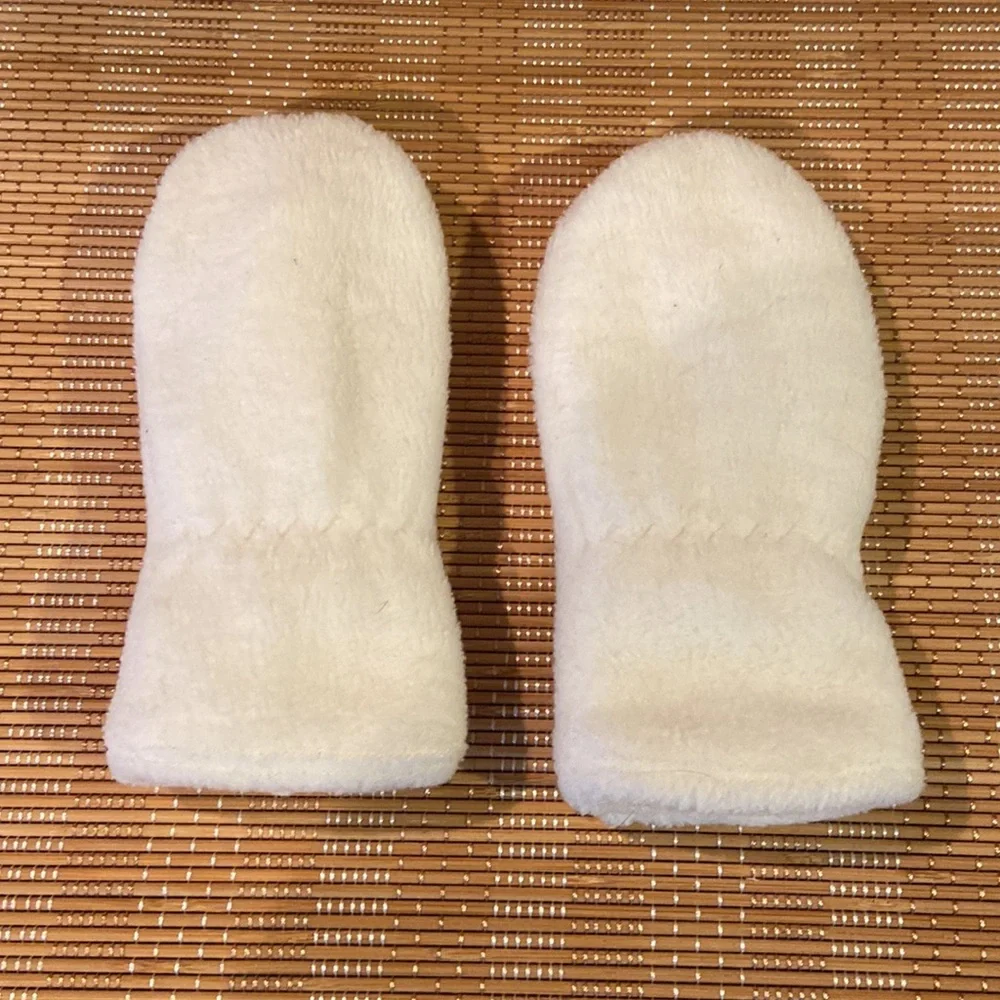 Baby GAP toddler mittens
